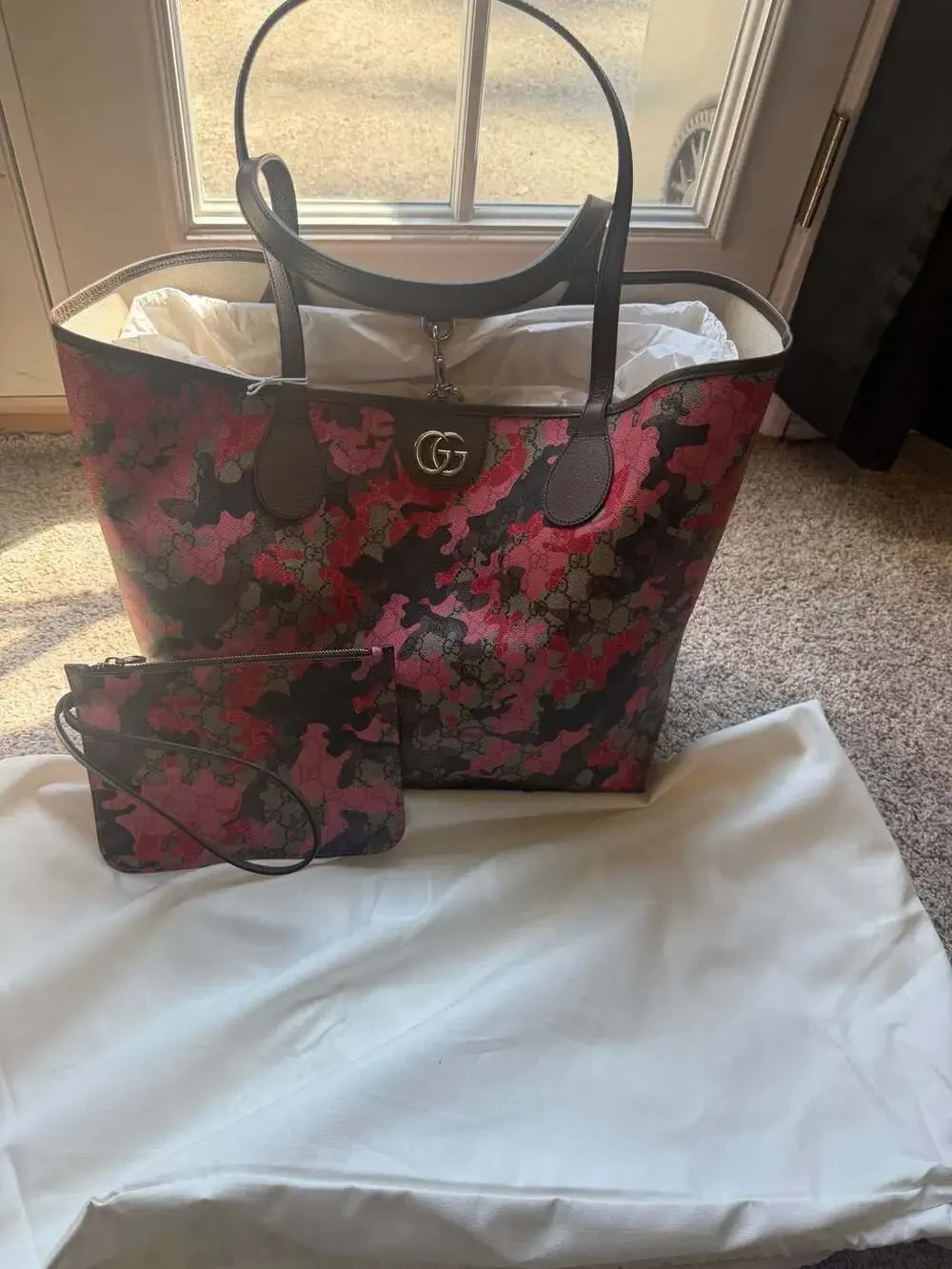 Gucci GG Supreme Pink Camouflage Large Tote Bag with Pouch